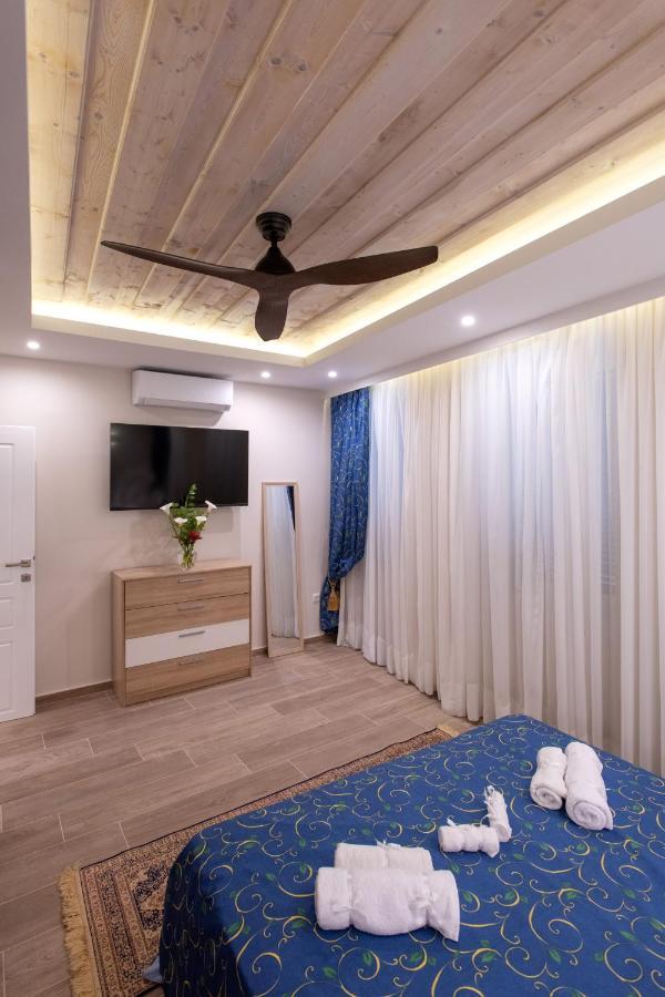 Taylor'S Apartment Corfu  Esterno foto